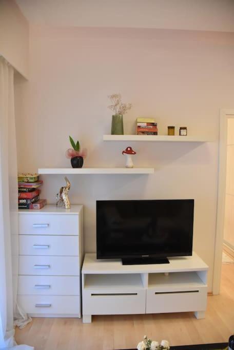 Tiny Treasure Apartment Athènes Extérieur photo