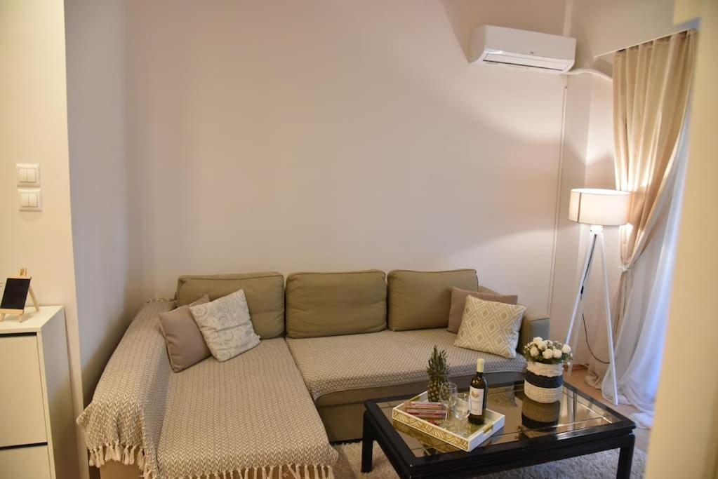Tiny Treasure Apartment Athènes Extérieur photo